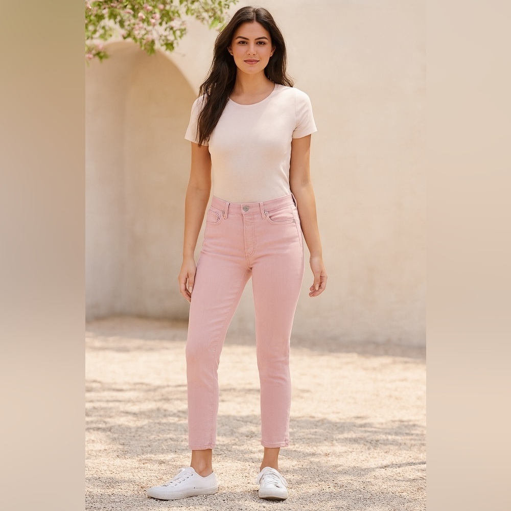 GAP Blush Pink Skinny Crop Denim Jeans Size 25 Petite fits size 26 with stretch 